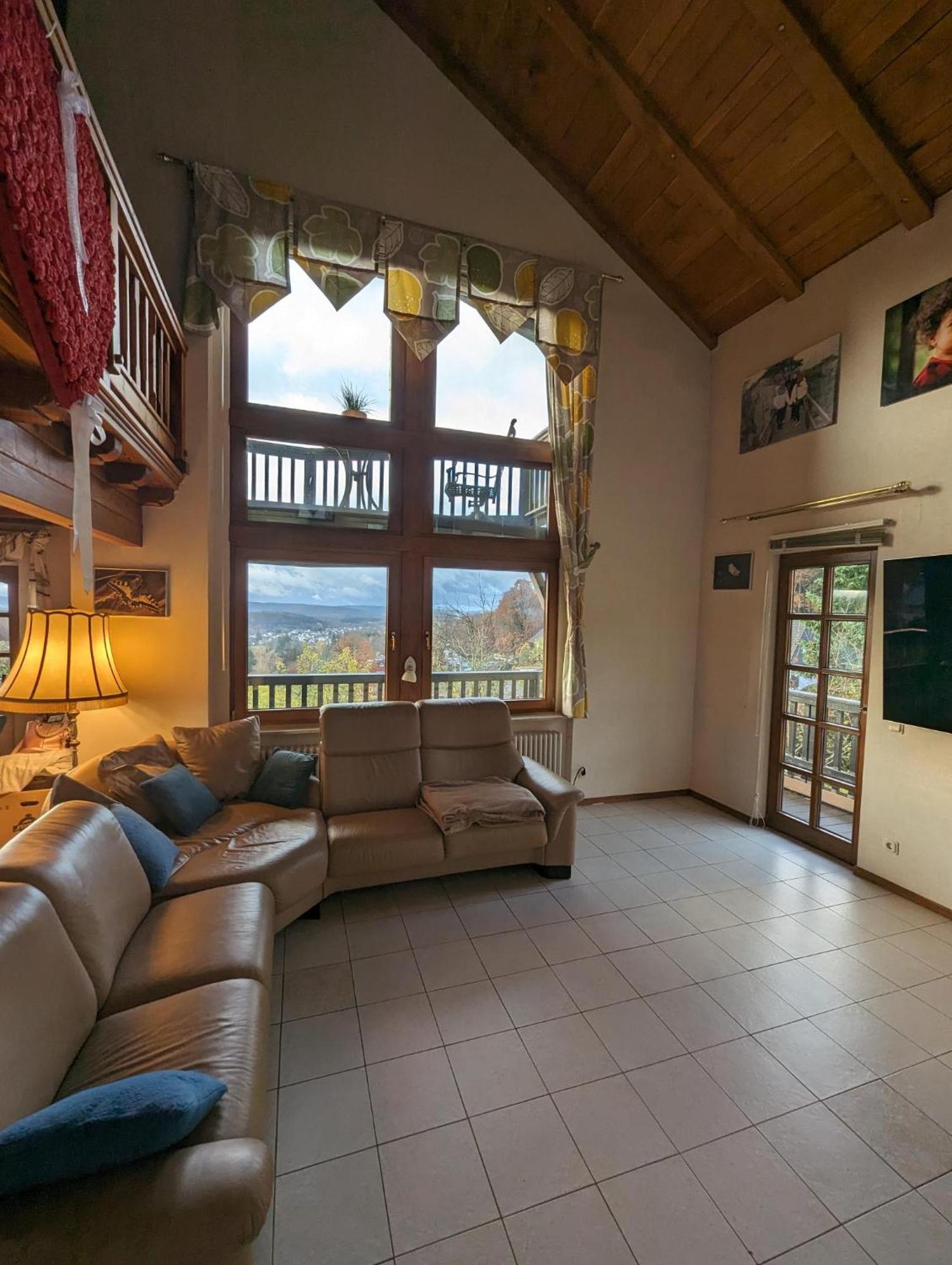 Vila Sonnige Aussicht Losheim Exteriér fotografie
